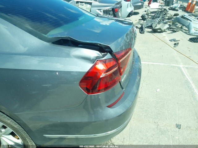Продажа на аукционе авто 2019 Volkswagen Passat 2.0t Wolfsburg Edition, vin: 1VWLA7A34KC008015, номер лота: 45818660