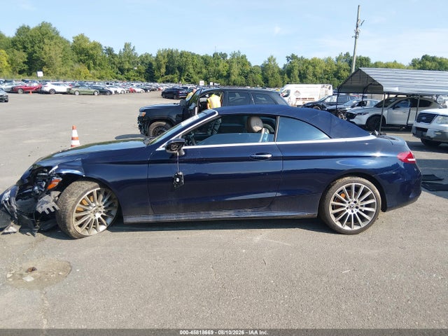 45818669 :رقم المزاد ، WDDWK4JB4HF522611 vin ، 2017 Mercedes-benz C 300 مزاد بيع