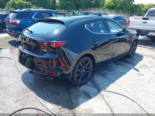 45818697 :رقم المزاد ، JM1BPBJY7P1600958 vin ، 2023 Mazda Mazda3 2.5 Turbo مزاد بيع