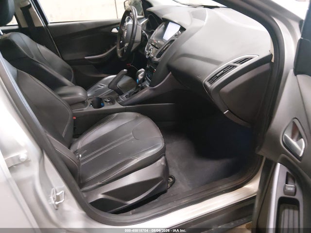 Ford Focus Titanium 2014 1FADP3J27EL247350 Image 5