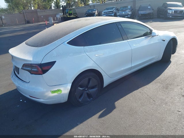 5YJ3E1EA4LF800683 Tesla Model 3 Standard Range Plus Rear-wheel Drive/standard Range Rear-wheel Drive