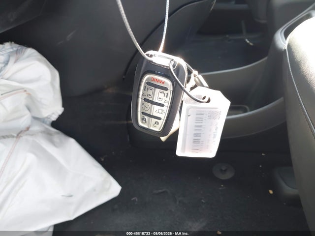 2026 Chrysler Pacifica Select მანქანა იყიდება აუქციონზე, vin: 2C4RC1BG9TR273639, აუქციონის ნომერი: 45818733