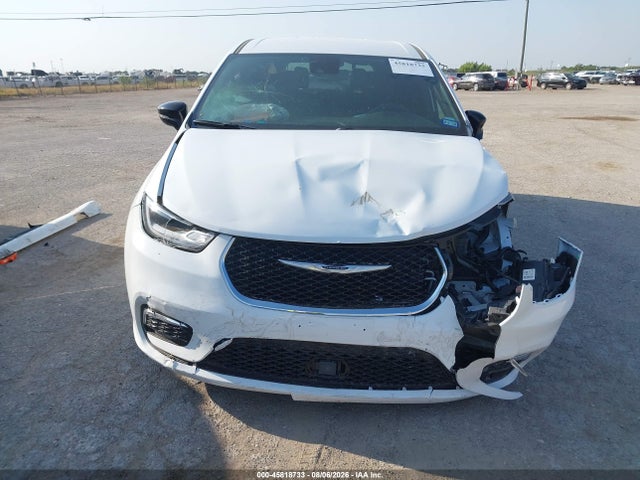 2026 Chrysler Pacifica Select მანქანა იყიდება აუქციონზე, vin: 2C4RC1BG9TR273639, აუქციონის ნომერი: 45818733