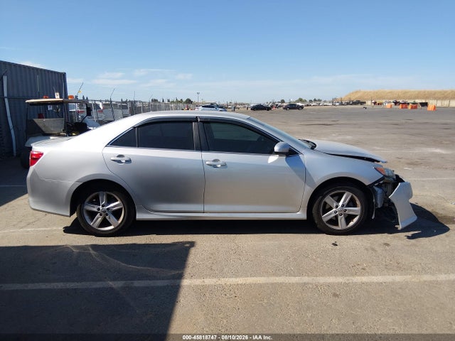 4T1BF1FK5EU324515 Toyota CAMRY SE