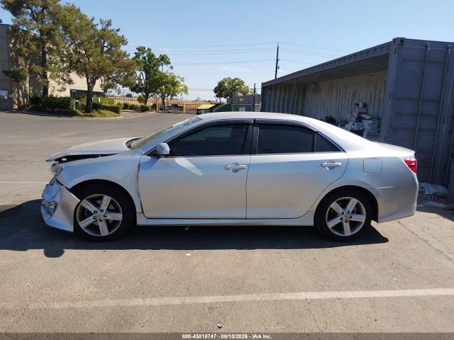 4T1BF1FK5EU324515 Toyota CAMRY SE