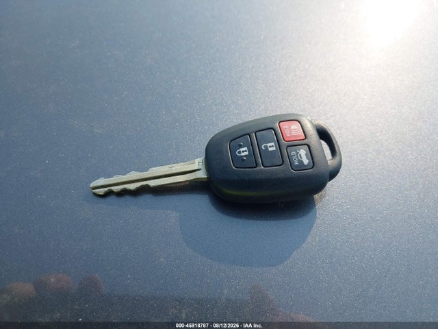 2016 Toyota Camry Le მანქანა იყიდება აუქციონზე, vin: 4T1BF1FK0GU139291, აუქციონის ნომერი: 45818787