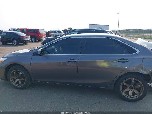 2016 Toyota Camry Le მანქანა იყიდება აუქციონზე, vin: 4T1BF1FK0GU139291, აუქციონის ნომერი: 45818787