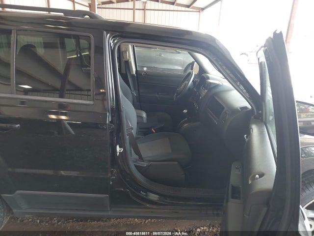 1C4NJPBA6FD413110 Jeep Patriot Sport