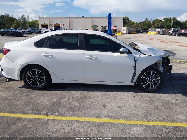 45818815 :رقم المزاد ، 3KPF24AD2RE827094 vin ، 2024 Kia Forte Lxs مزاد بيع