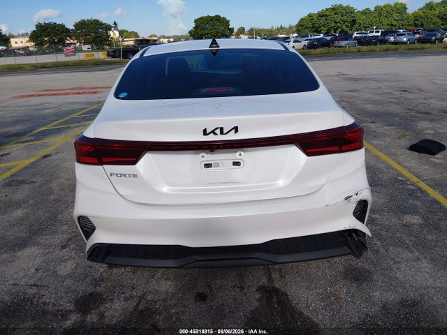 45818815 :رقم المزاد ، 3KPF24AD2RE827094 vin ، 2024 Kia Forte Lxs مزاد بيع