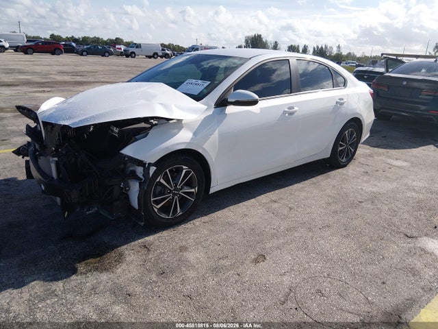 45818815 :رقم المزاد ، 3KPF24AD2RE827094 vin ، 2024 Kia Forte Lxs مزاد بيع