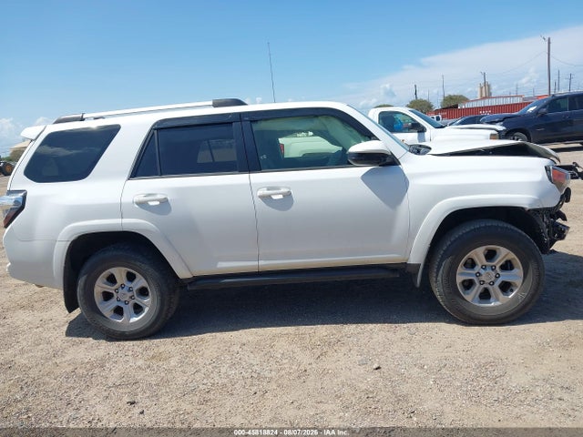 Aukcja sprzedaży 2023 Toyota 4runner Sr5, vin: JTEEU5JR2P5285569, numer aukcji: 45818824