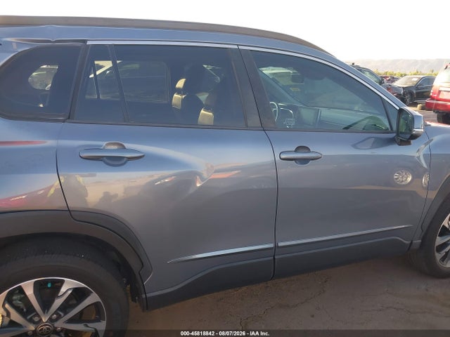 Toyota Corolla Cross Xle 2022 7MUDAAAG8NV010835 Image 13
