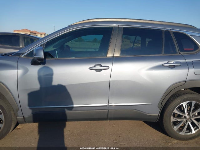 Toyota Corolla Cross Xle 2022 7MUDAAAG8NV010835 Image 14