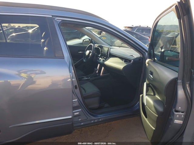 Toyota Corolla Cross Xle 2022 7MUDAAAG8NV010835 Image 5