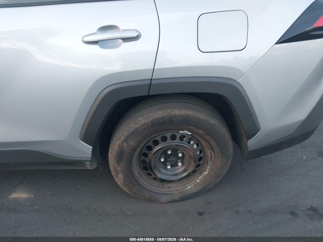 Toyota RAV4 LE 2025 2T3K1RFV3SW441164 Image 12