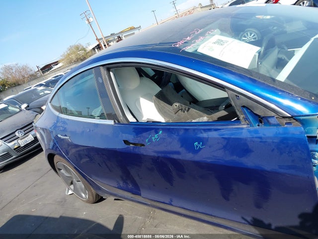 2019 Tesla Model 3 Long Range/performance მანქანა იყიდება აუქციონზე, vin: 5YJ3E1EBXKF450516, აუქციონის ნომერი: 45818888
