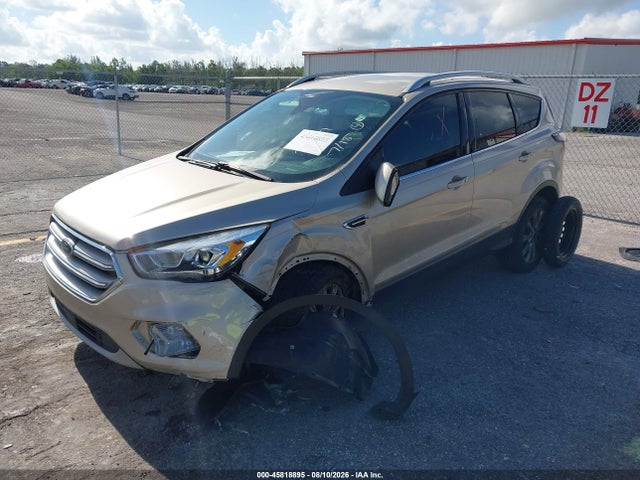 2017 Ford Escape Titanium მანქანა იყიდება აუქციონზე, vin: 1FMCU0JD5HUF02747, აუქციონის ნომერი: 45818895
