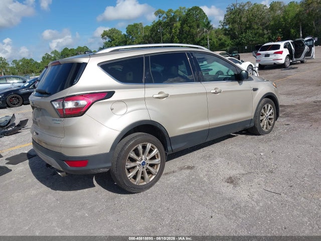 2017 Ford Escape Titanium მანქანა იყიდება აუქციონზე, vin: 1FMCU0JD5HUF02747, აუქციონის ნომერი: 45818895