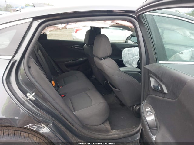 45818952 :رقم المزاد ، 1G1ZD5ST3JF109091 vin ، 2018 Chevrolet Malibu Lt مزاد بيع