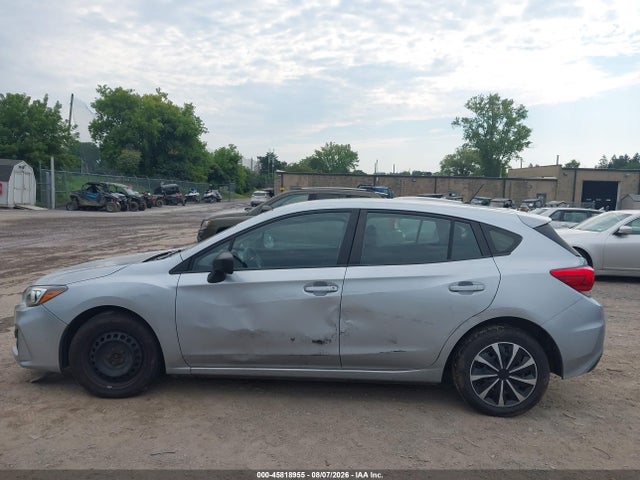 45818955 :رقم المزاد ، 4S3GTAA63J3749423 vin ، 2018 Subaru Impreza 2.0i مزاد بيع