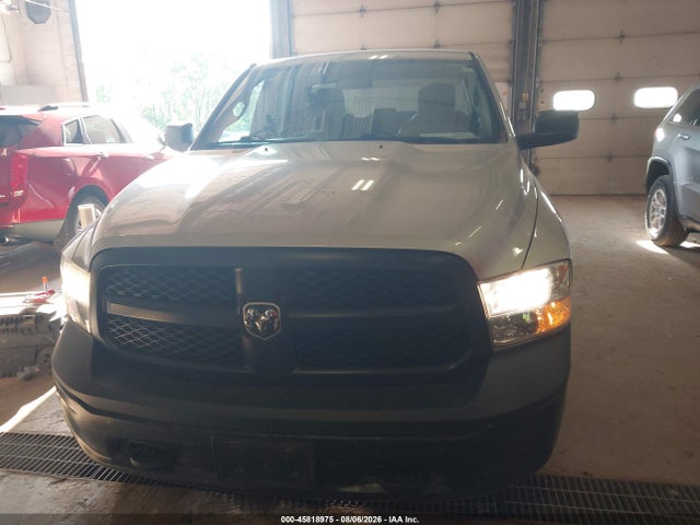 2017 Ram 1500 Tradesman  4x4 5'7 Box მანქანა იყიდება აუქციონზე, vin: 1C6RR7KG4HS770113, აუქციონის ნომერი: 45818975