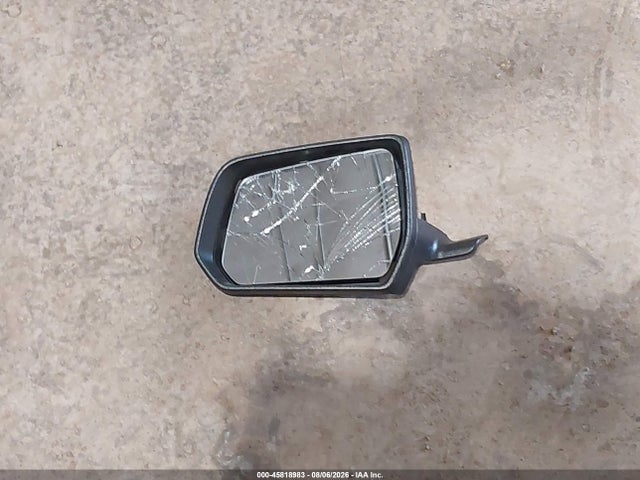 Продаж на аукціоні авто 2023 Chevrolet Traverse Awd Lt Cloth, vin: 1GNEVGKW8PJ100232, номер лоту: 45818983