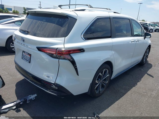 5TDERKEC2SS289408 Toyota Sienna Platinum