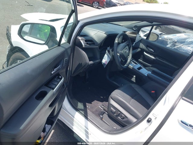 5TDERKEC2SS289408 Toyota Sienna Platinum