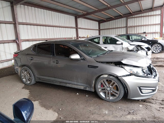2013 Kia Optima Sx მანქანა იყიდება აუქციონზე, vin: 5XXGR4A61DG105844, აუქციონის ნომერი: 45819060