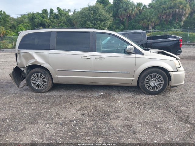 Продаж на аукціоні авто 2013 Chrysler Town & Country Touring-l, vin: 2C4RC1CG3DR651714, номер лоту: 45819059