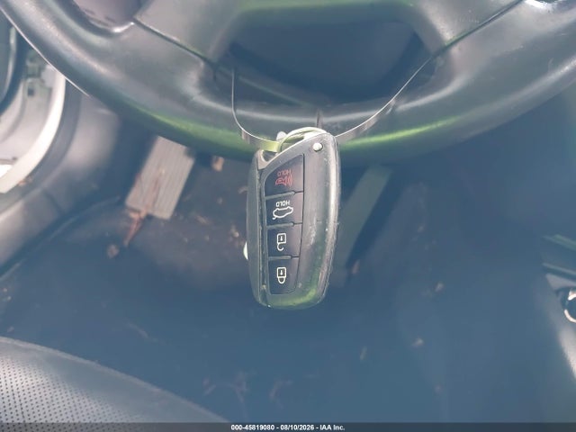 Продажа на аукционе авто 2015 Hyundai Genesis 3.8, vin: KMHGN4JE4FU065139, номер лота: 45819080