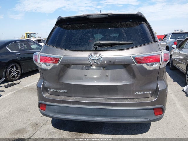 Toyota Highlander Xle V6 2015 5TDJKRFH9FS163719 Image 17