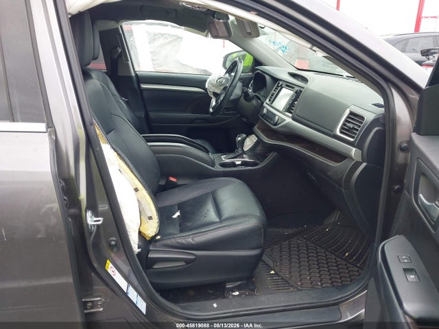 Toyota Highlander Xle V6 2015 5TDJKRFH9FS163719 Image 5