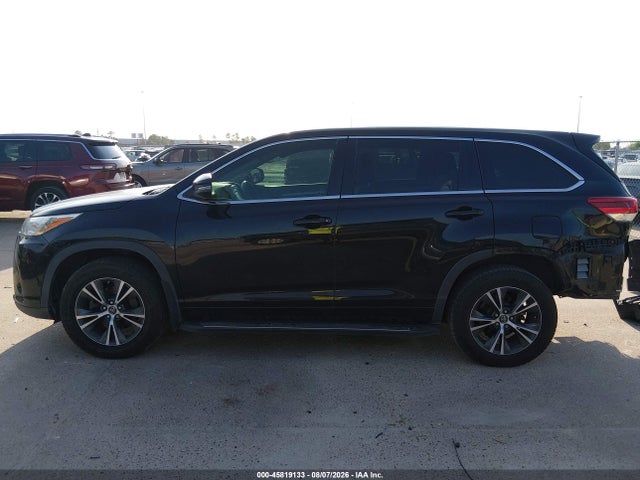 45819133 :رقم المزاد ، 5TDBZRFH1HS409021 vin ، 2017 Toyota Highlander Le مزاد بيع