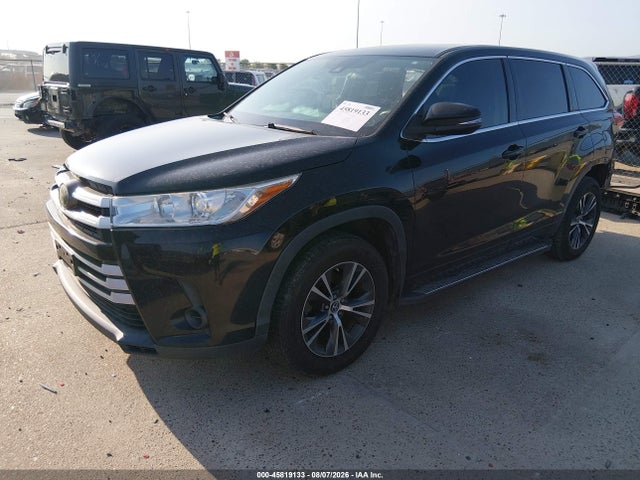 45819133 :رقم المزاد ، 5TDBZRFH1HS409021 vin ، 2017 Toyota Highlander Le مزاد بيع