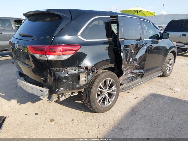 45819133 :رقم المزاد ، 5TDBZRFH1HS409021 vin ، 2017 Toyota Highlander Le مزاد بيع