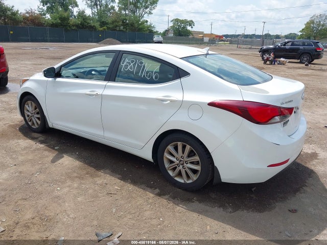 Продажа на аукционе авто 2015 Hyundai Elantra Se, vin: 5NPDH4AE7FH576739, номер лота: 45819166