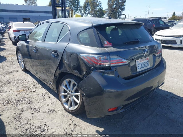 45819246 :رقم المزاد ، JTHKD5BH8B2046274 vin ، 2011 Lexus Ct 200h Premium مزاد بيع
