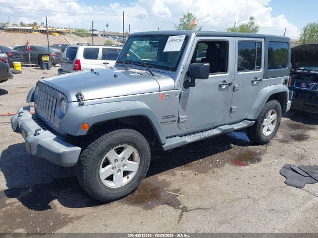 1C4HJWDG0JL904876 Jeep Wrangler Jk Unlimited Sport S 4x4