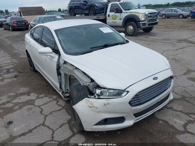 45819332 :رقم المزاد ، 3FA6P0H94GR381392 vin ، 2016 Ford Fusion Se مزاد بيع