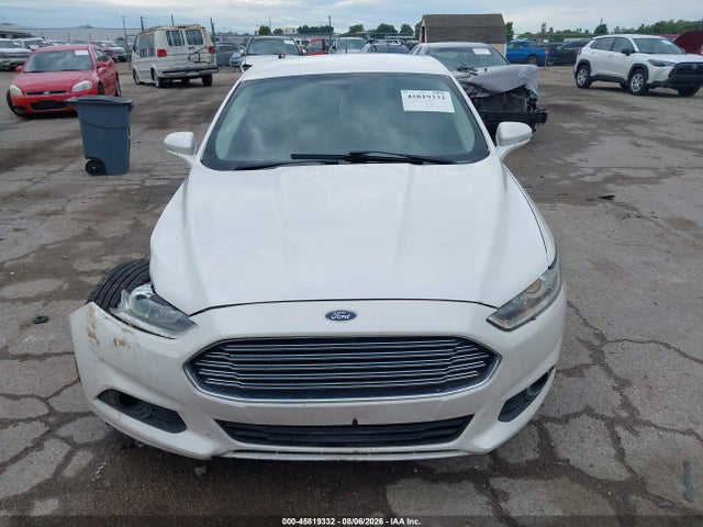 45819332 :رقم المزاد ، 3FA6P0H94GR381392 vin ، 2016 Ford Fusion Se مزاد بيع