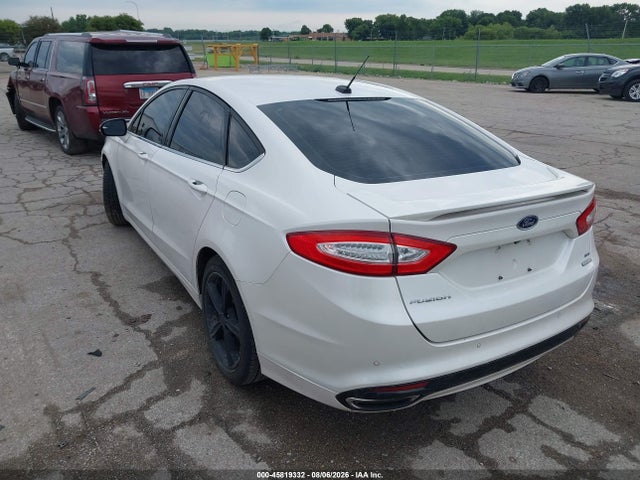 45819332 :رقم المزاد ، 3FA6P0H94GR381392 vin ، 2016 Ford Fusion Se مزاد بيع