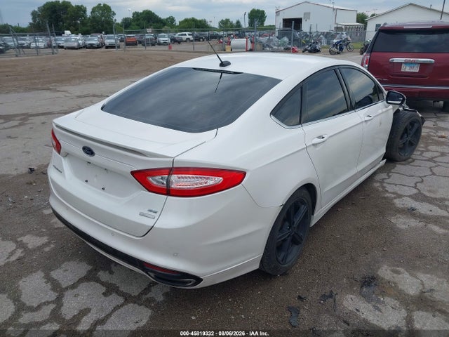45819332 :رقم المزاد ، 3FA6P0H94GR381392 vin ، 2016 Ford Fusion Se مزاد بيع