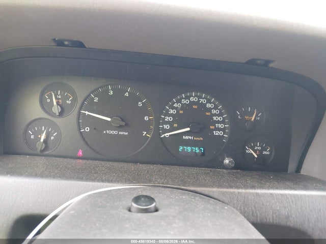 Продажа на аукционе авто 2002 Jeep Grand Cherokee Laredo, vin: 1J4GX48S42C314141, номер лота: 45819340