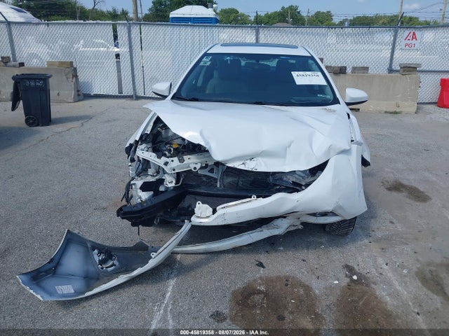 2016 Toyota Corolla Le Plus მანქანა იყიდება აუქციონზე, vin: 2T1BURHE0GC681147, აუქციონის ნომერი: 45819358