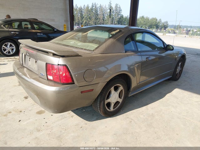45819372 :رقم المزاد ، 1FAFP40472F171432 vin ، 2002 Ford Mustang Deluxe/premium/standard مزاد بيع