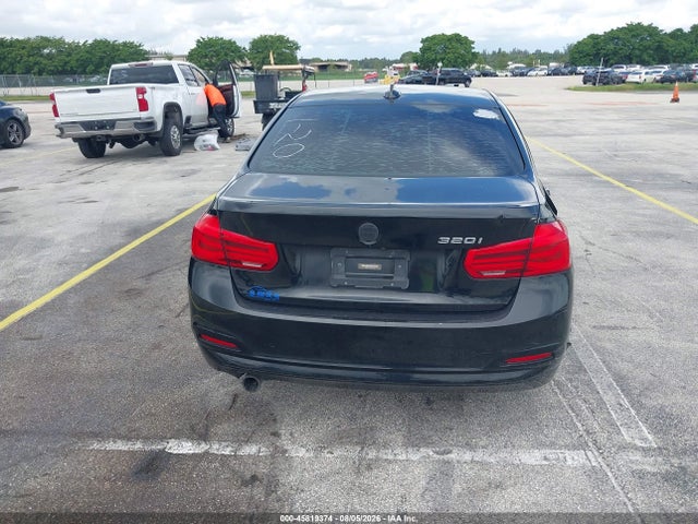 Продажа на аукционе авто 2018 Bmw 320i, vin: WBA8A9C54JK622700, номер лота: 45819374