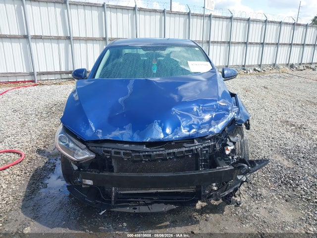 2017 Hyundai Elantra Se მანქანა იყიდება აუქციონზე, vin: 5NPD84LF5HH042308, აუქციონის ნომერი: 45819508