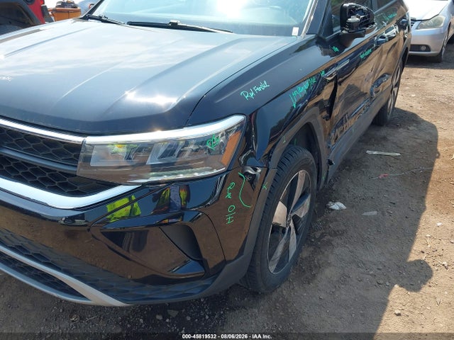 45819532 :رقم المزاد ، 3VV8X7B26RM021436 vin ، 2024 Volkswagen Taos 1.5t S مزاد بيع